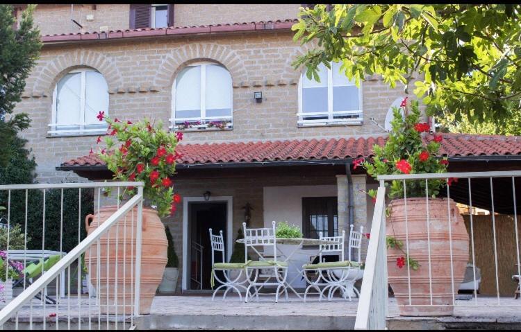 Favoloso Appartamento In Villa Monterosi Exteriér fotografie