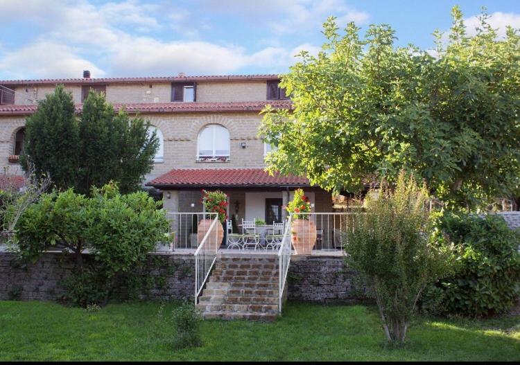 Favoloso Appartamento In Villa Monterosi Exteriér fotografie